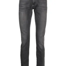 Slim-cut leg jeans