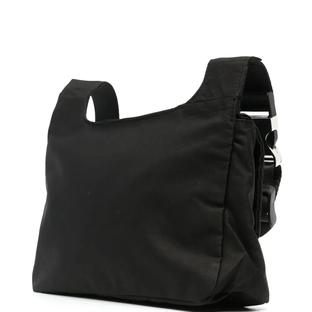 Сумка-мессенджер с пряжкой