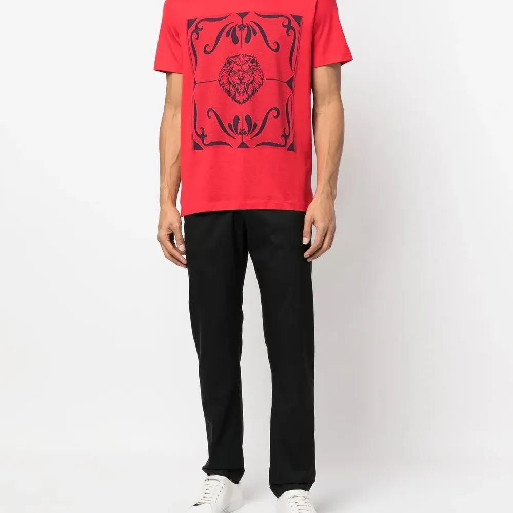 Футболка с графичным принтом