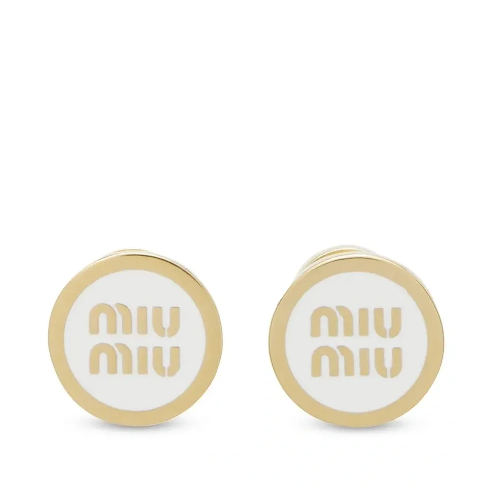 Серьги-гвоздики с тисненым логотипом