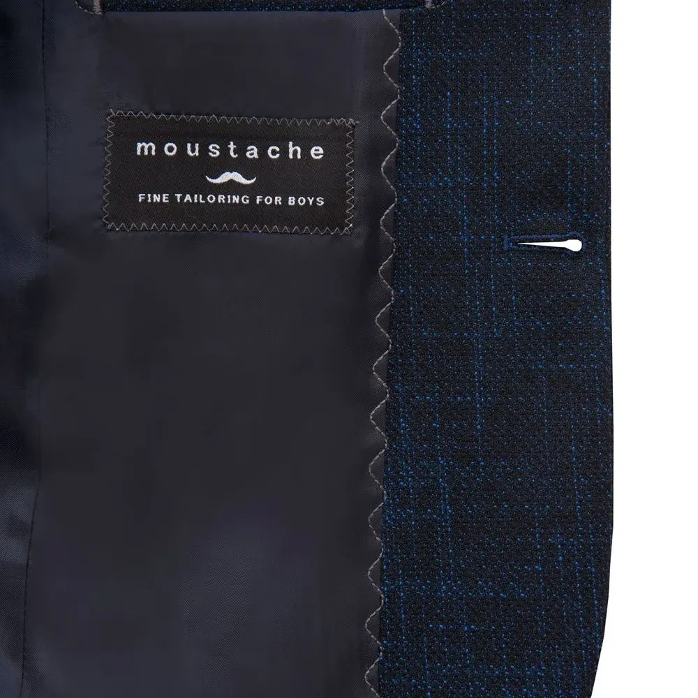 Блейзер строгого кроя с заостренными лацканами