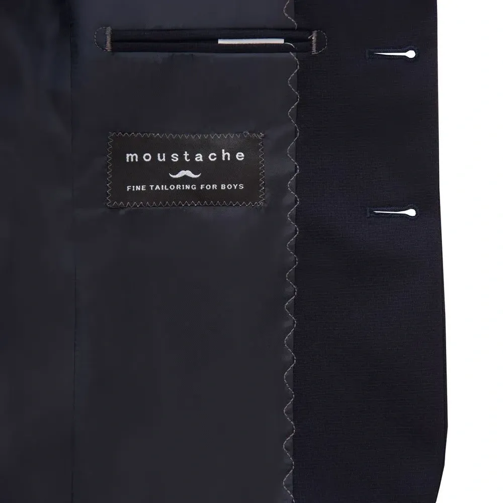 Блейзер строгого кроя