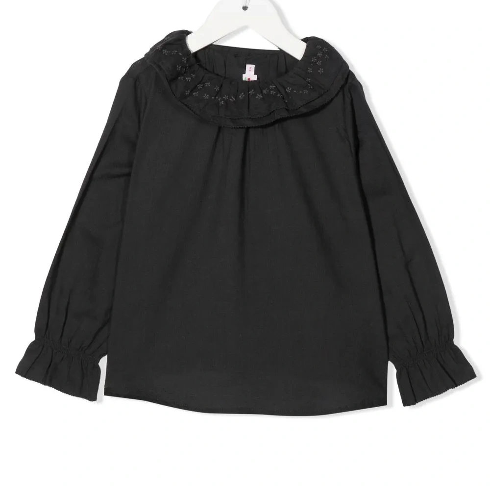 Блузка с длинными рукавами и цветочной вышивкой