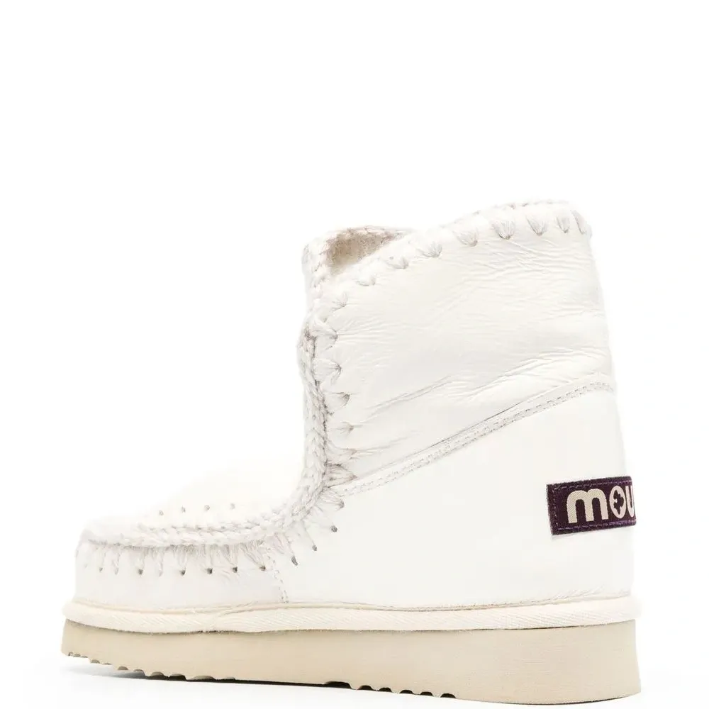 Ботинки с нашивкой-логотипом