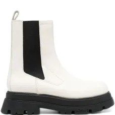 Ботинки с эластичными вставками