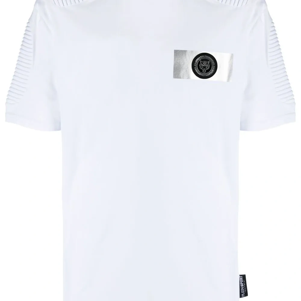 Футболка с нашивкой-логотипом