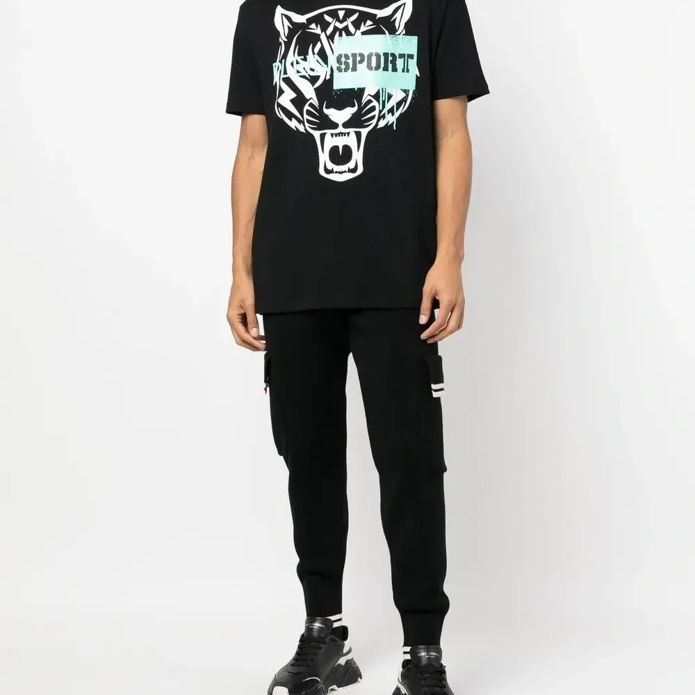 Футболка с графичным принтом