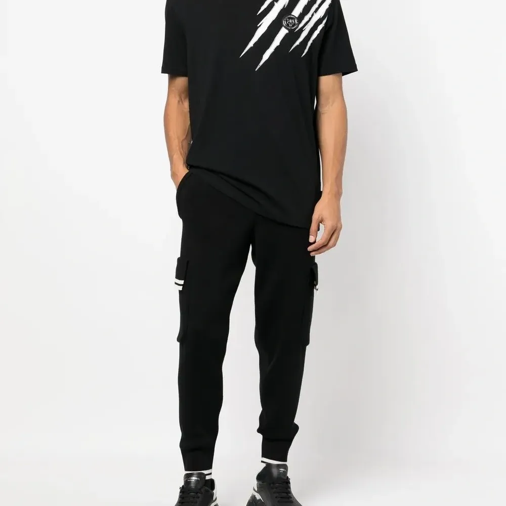 Футболка с графичным принтом