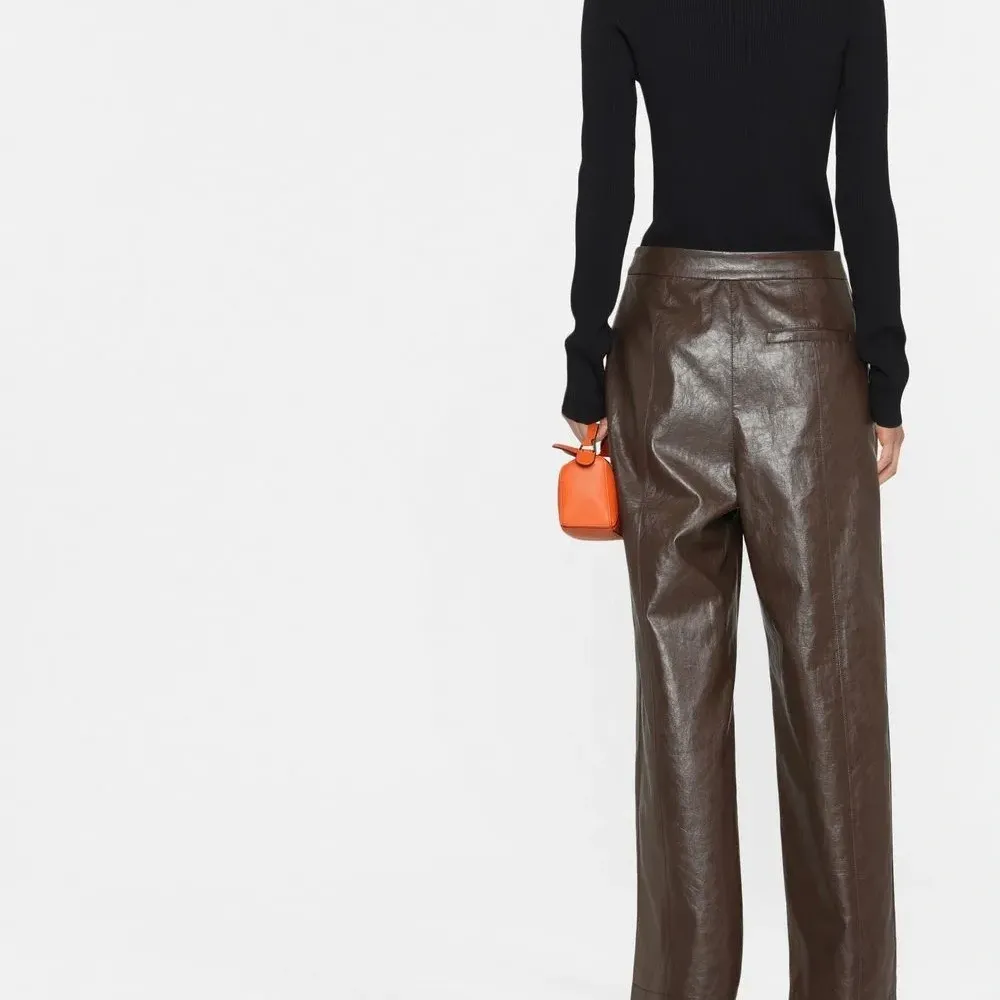 Топ с длинными рукавами