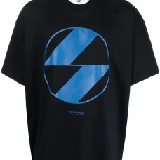 Футболка с логотипом