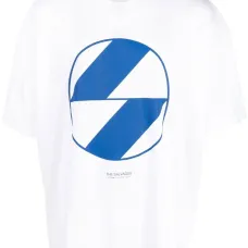 Футболка с логотипом