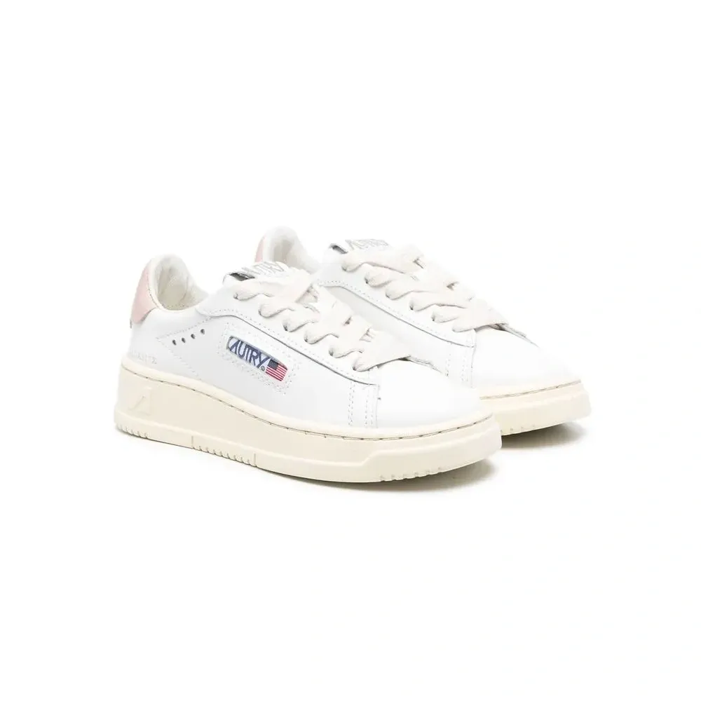 Кеды с нашивкой-логотипом