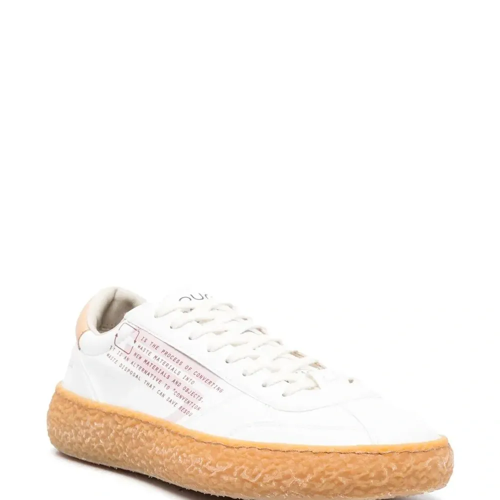 Кеды с надписью