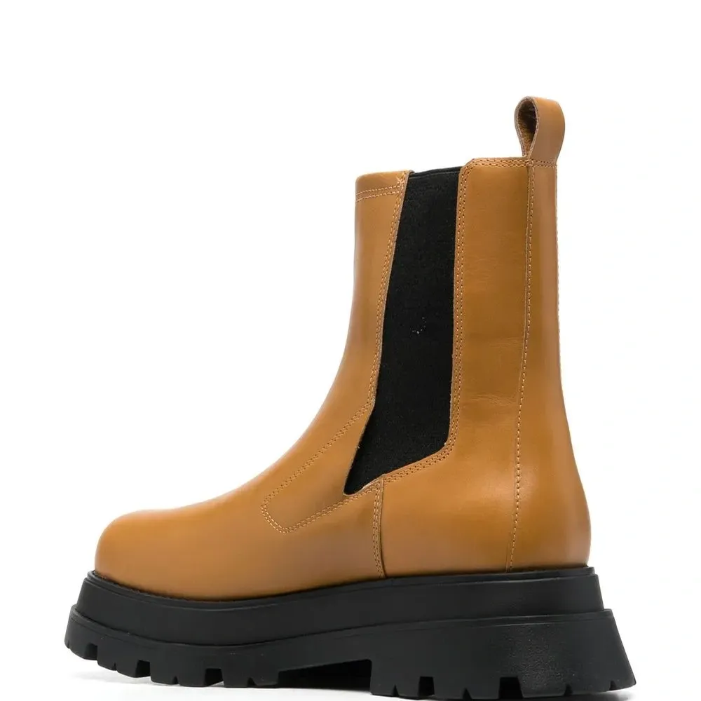 Ботинки с эластичными вставками