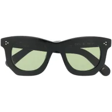 Солнцезащитные очки в массивной оправе