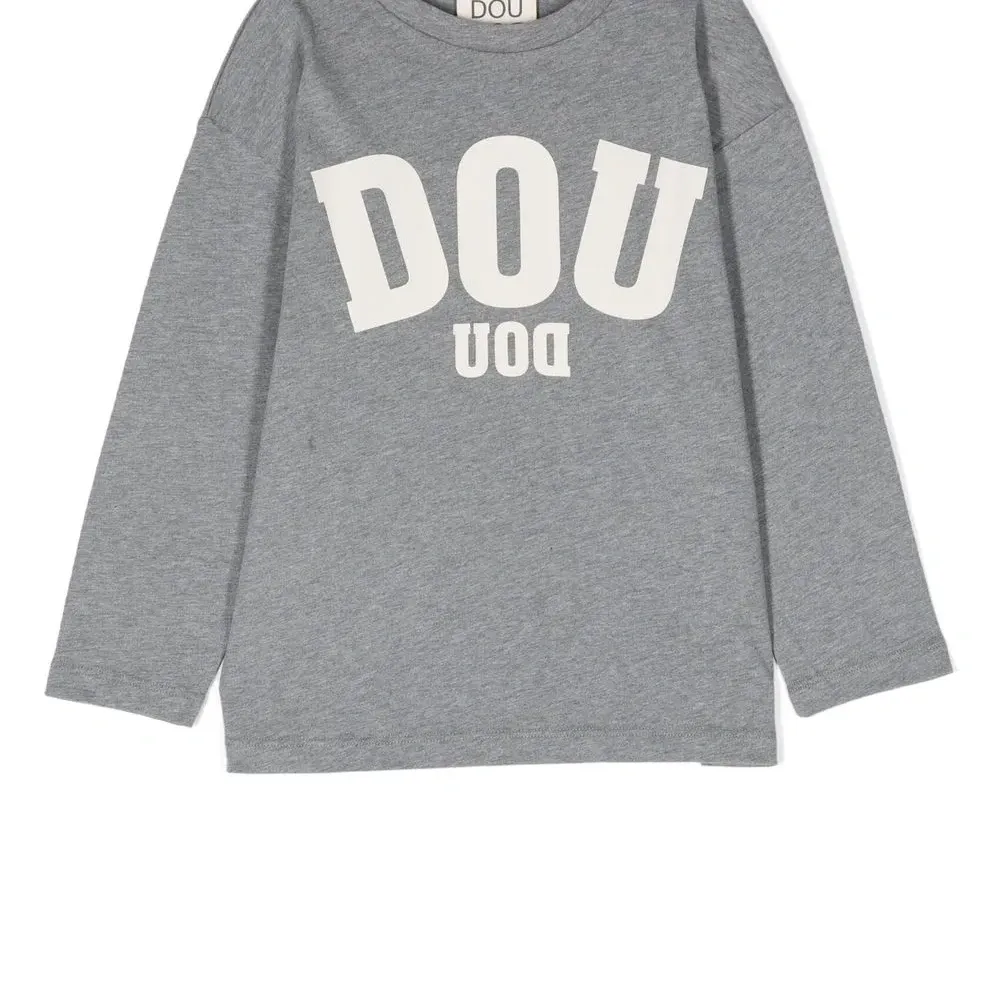 Футболка с длинными рукавами и логотипом