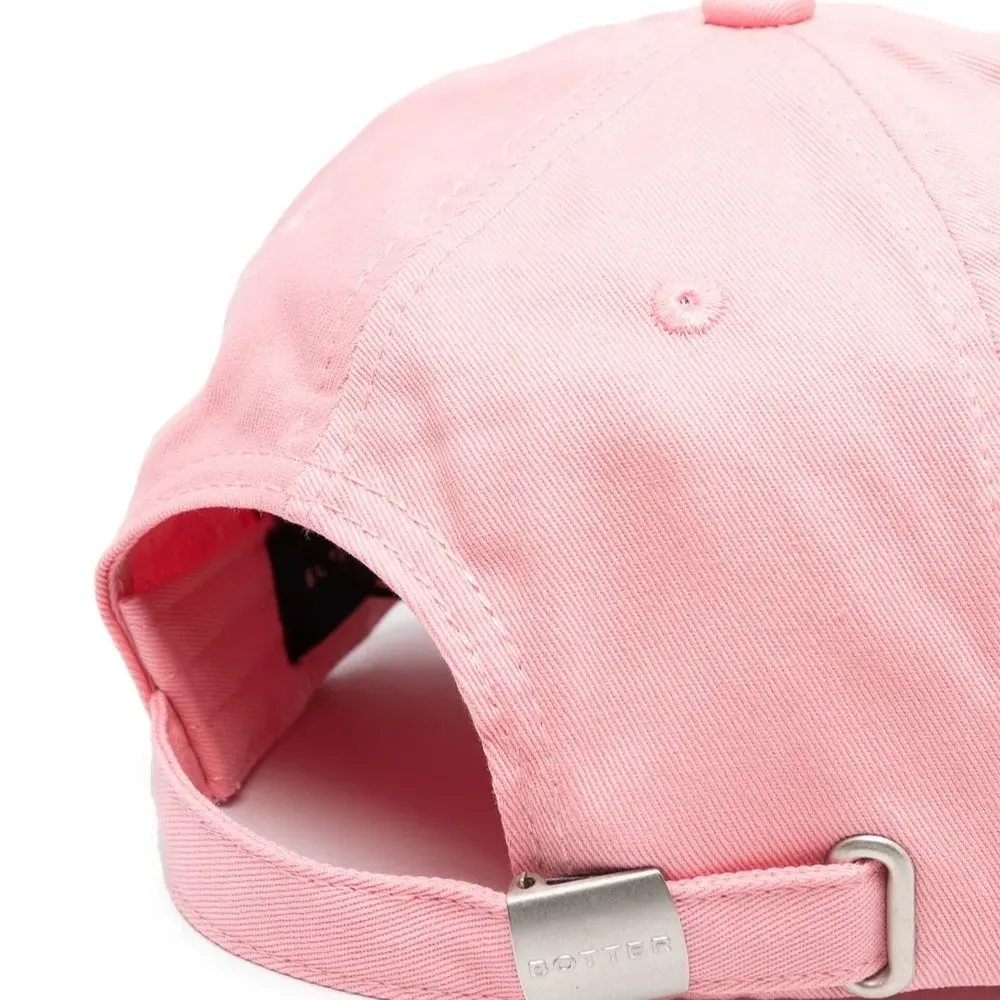 Кепка с логотипом