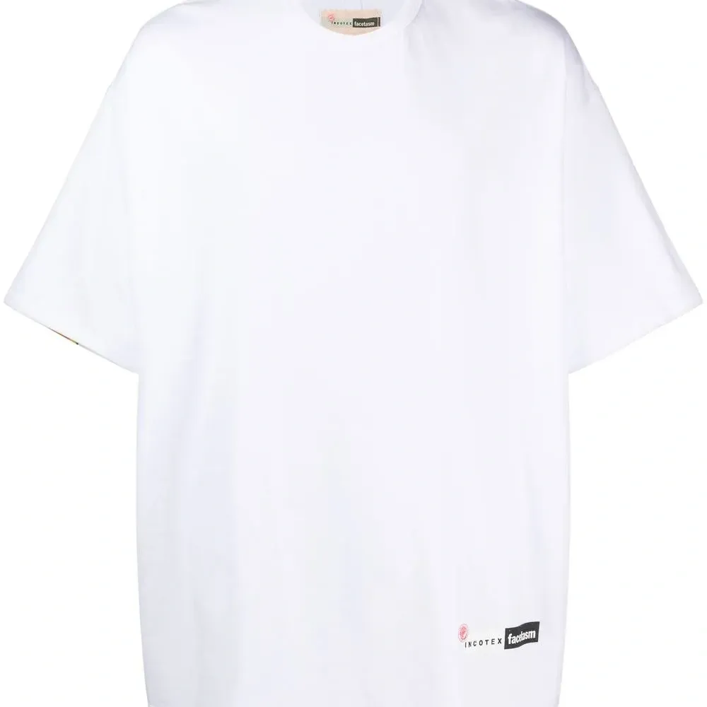 Футболка с логотипом