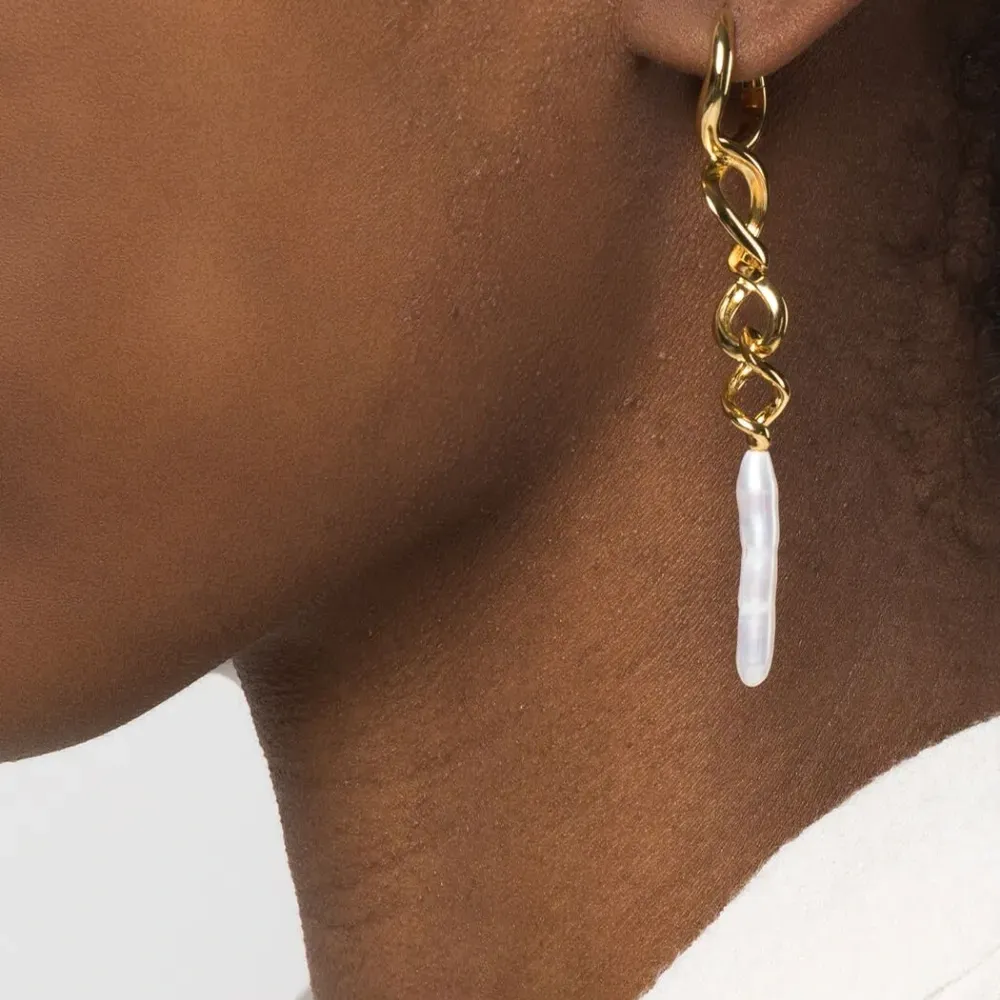 Серьга Tornado