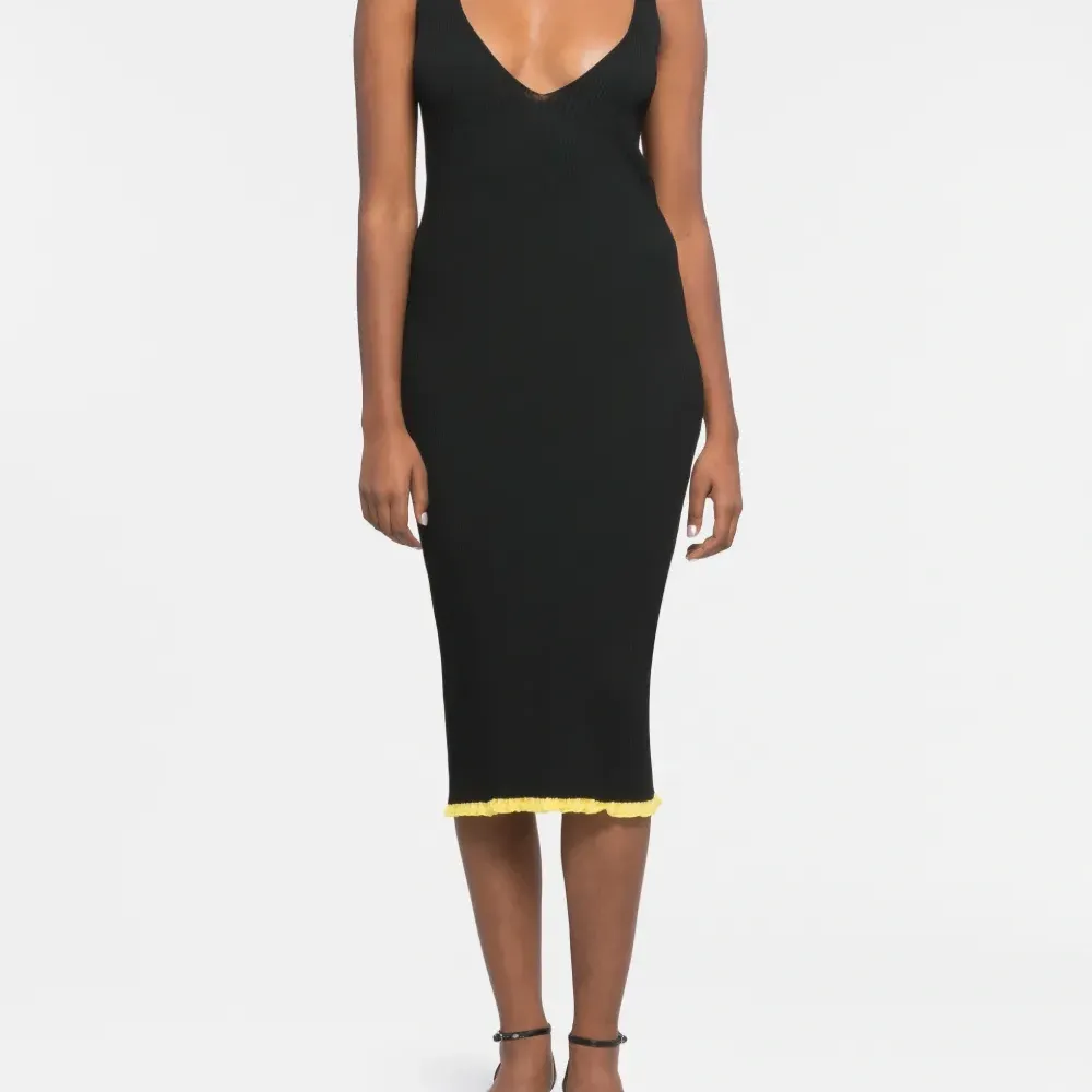 Платье миди в рубчик из коллаборации с Ester Manas