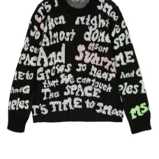 Джемпер вязки интарсия с надписью