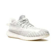 Кроссовки YEEZY Boost 350 V2 Кроссовки YEEZY Boost 350 V2