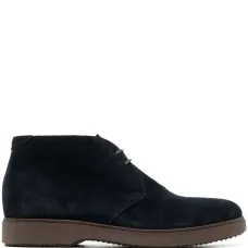 Ботинки на шнуровке