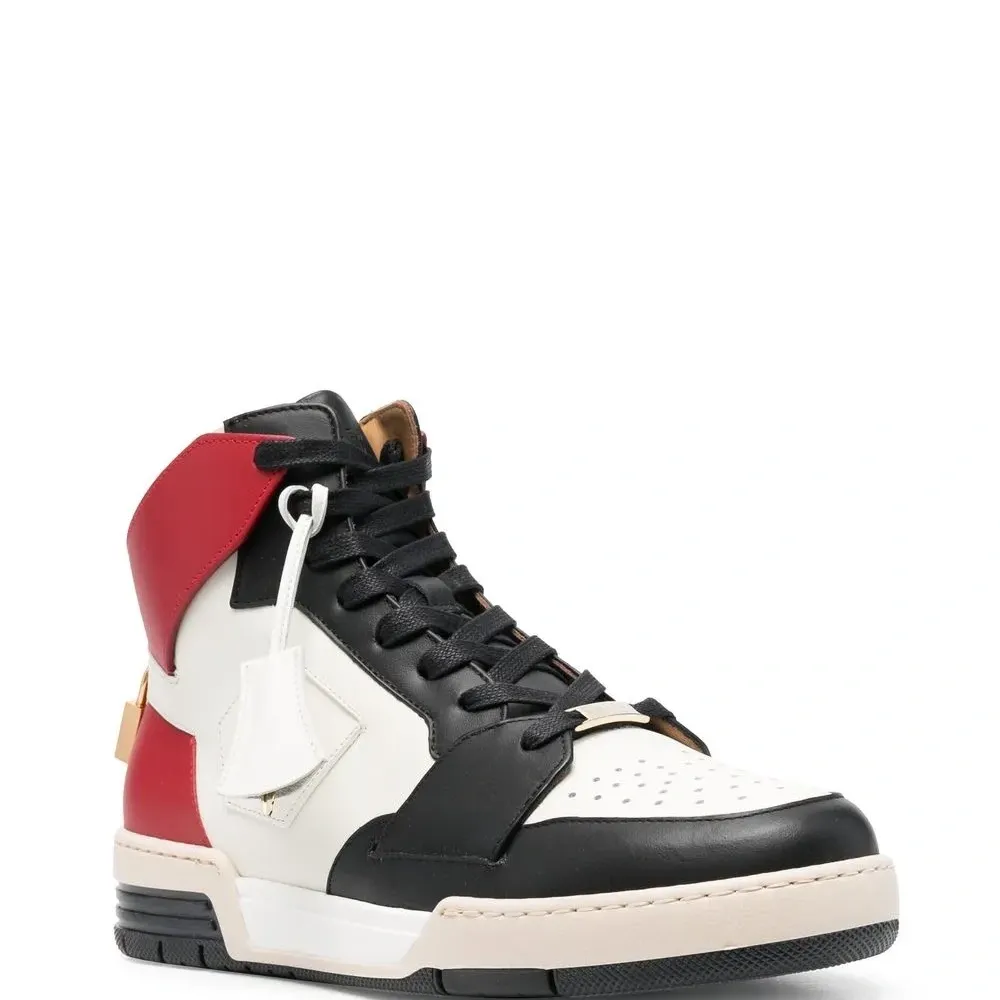 Высокие кроссовки в стиле колор-блок