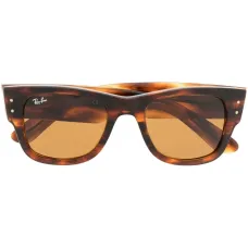 Солнцезащитные очки в прямоугольной оправе