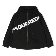 Ветровка с капюшоном и логотипом