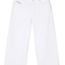 Широкие джинсы прямого кроя