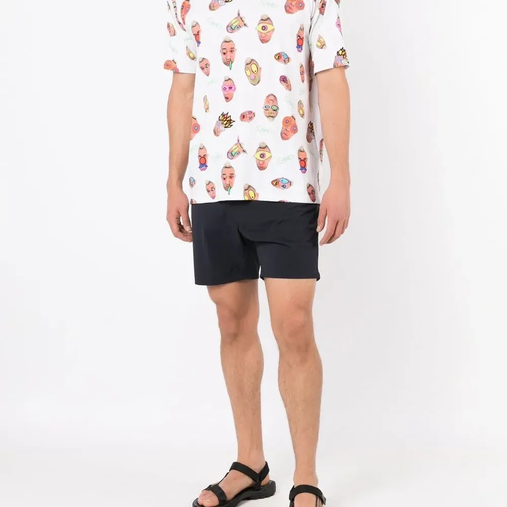 Футболка с графичным принтом