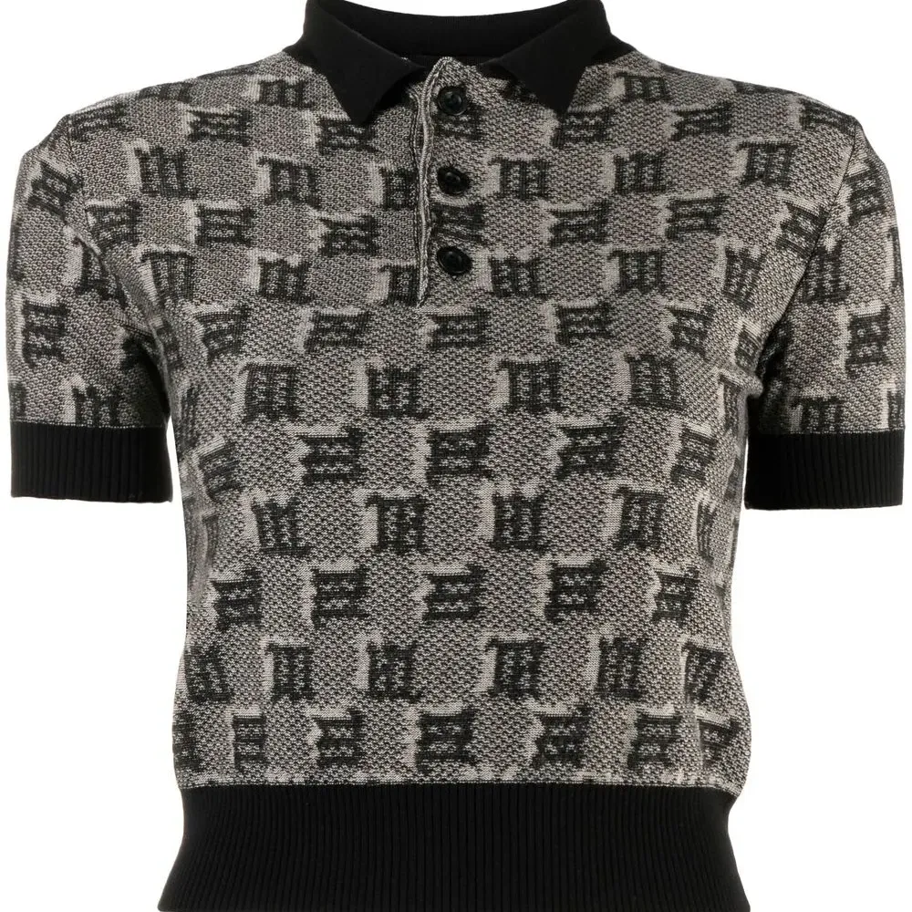 Топ с монограммой