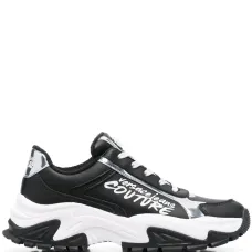 Кроссовки с логотипом