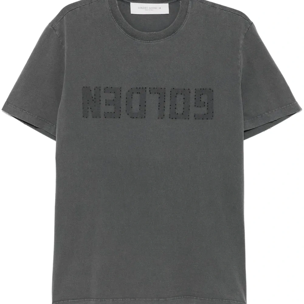 Футболка с логотипом