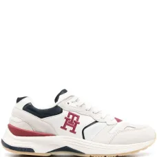 Кроссовки со вставками