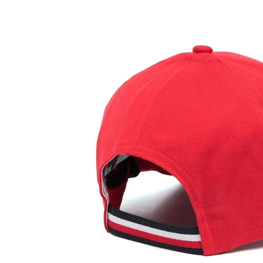 Бейсболка с вышитым логотипом