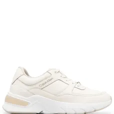 Кроссовки с вышитым логотипом