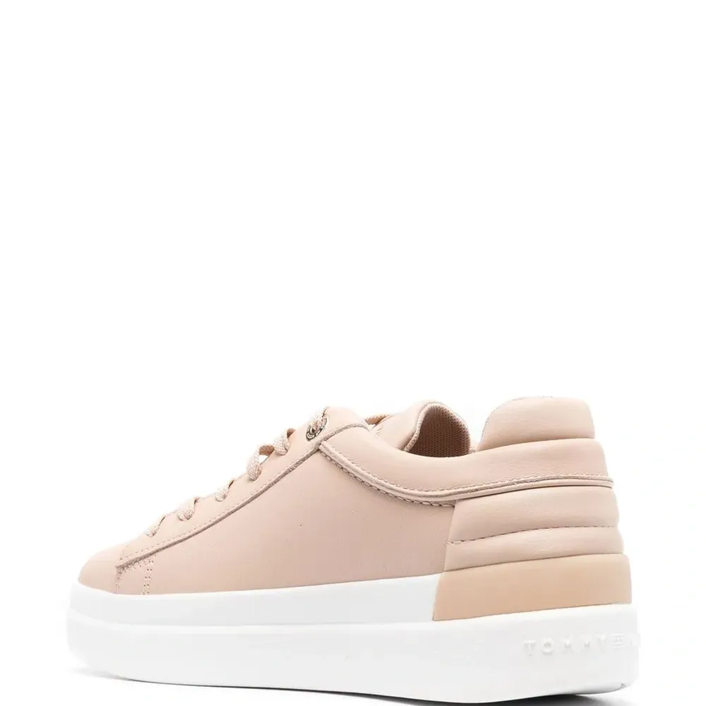 Кроссовки на платформе с логотипом