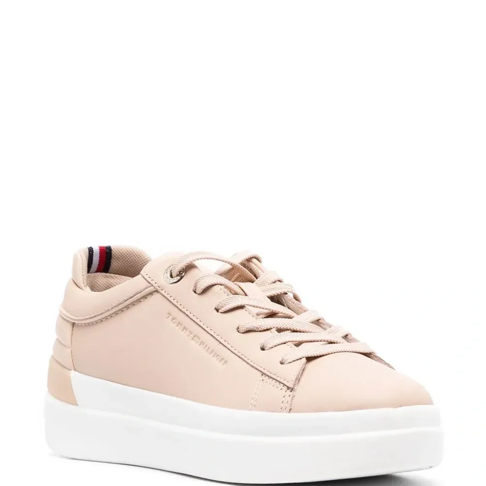 Кроссовки на платформе с логотипом