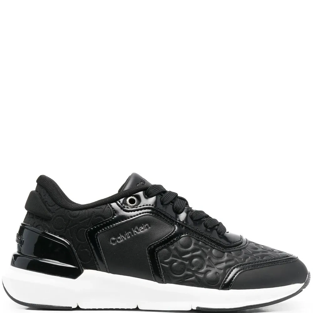 Кроссовки с монограммой