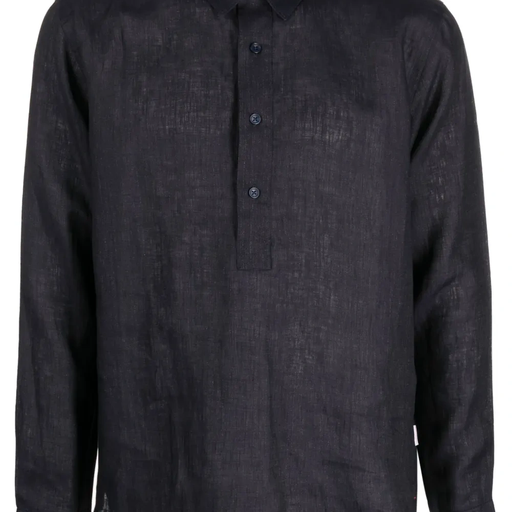 Льняная рубашка с длинными рукавами