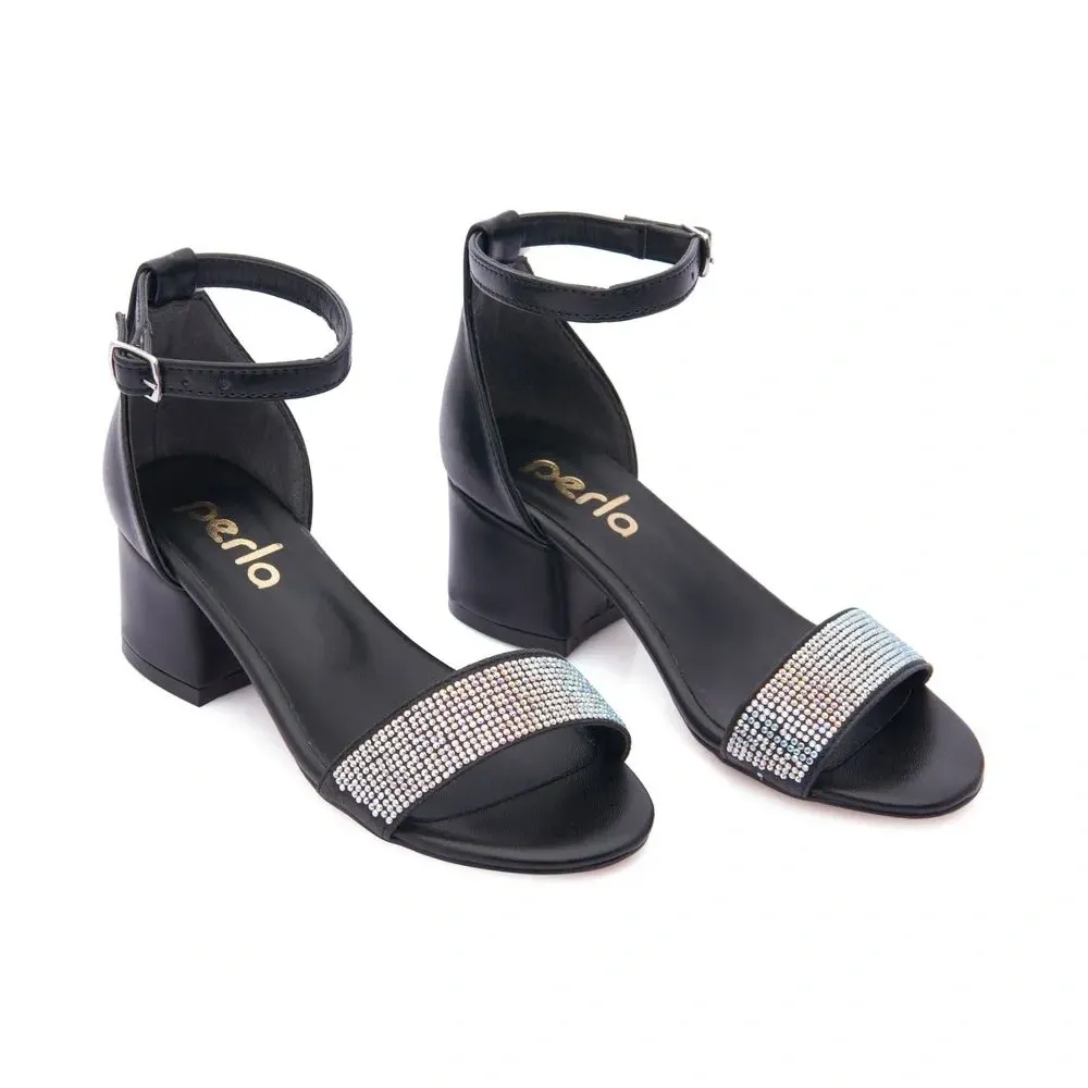 Декорированные босоножки на блочном каблуке