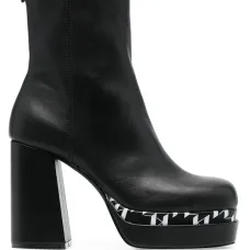 Ботинки с монограммой