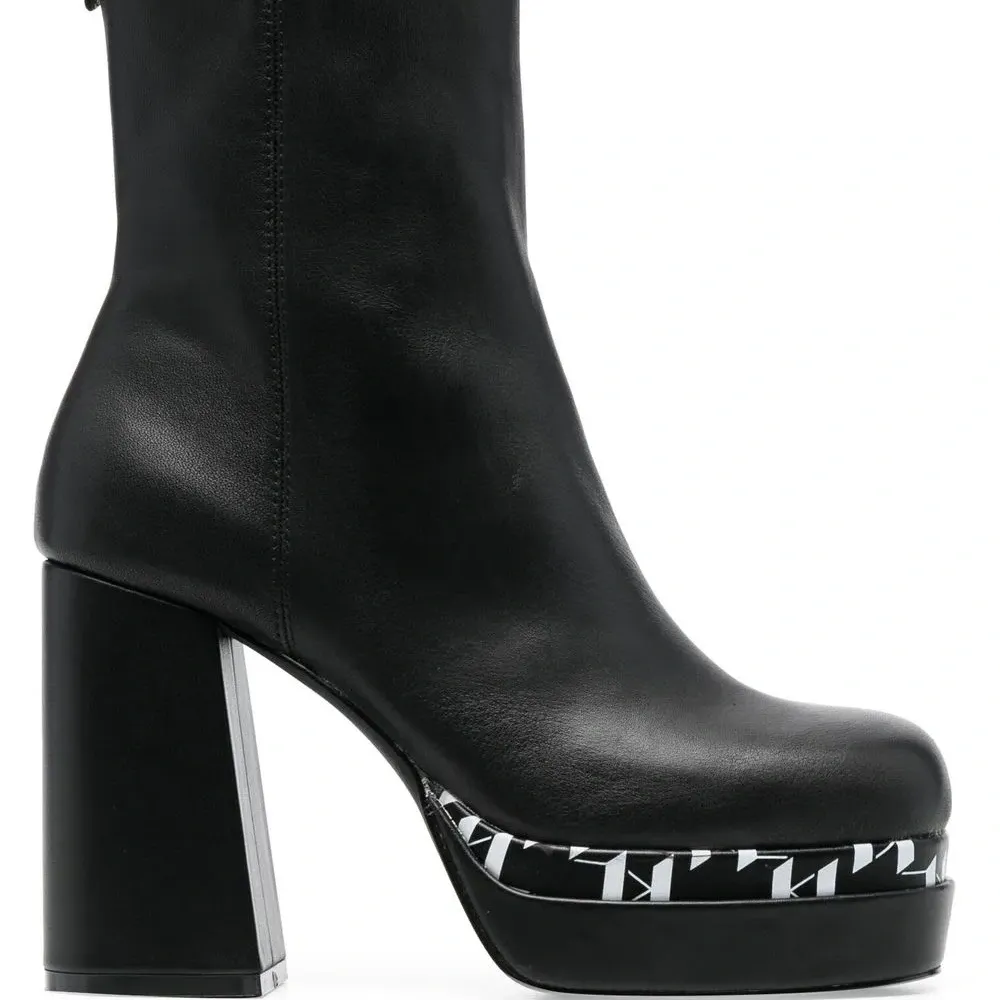 Ботинки с монограммой