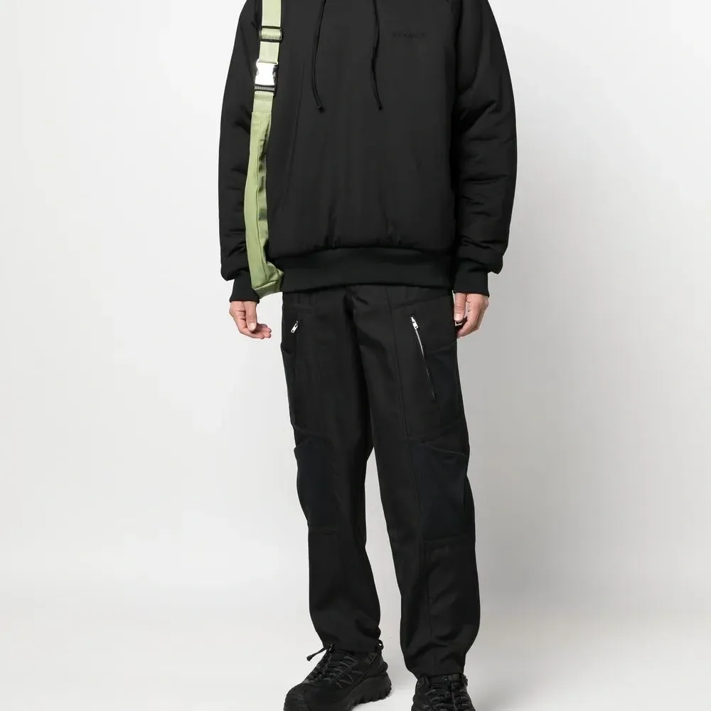 Худи с вышитым логотипом