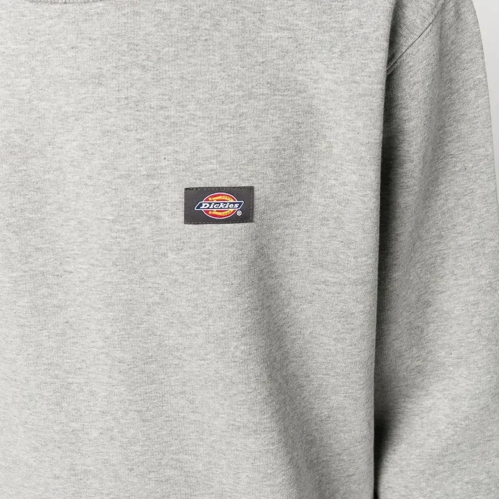 Толстовка с нашивкой-логотипом