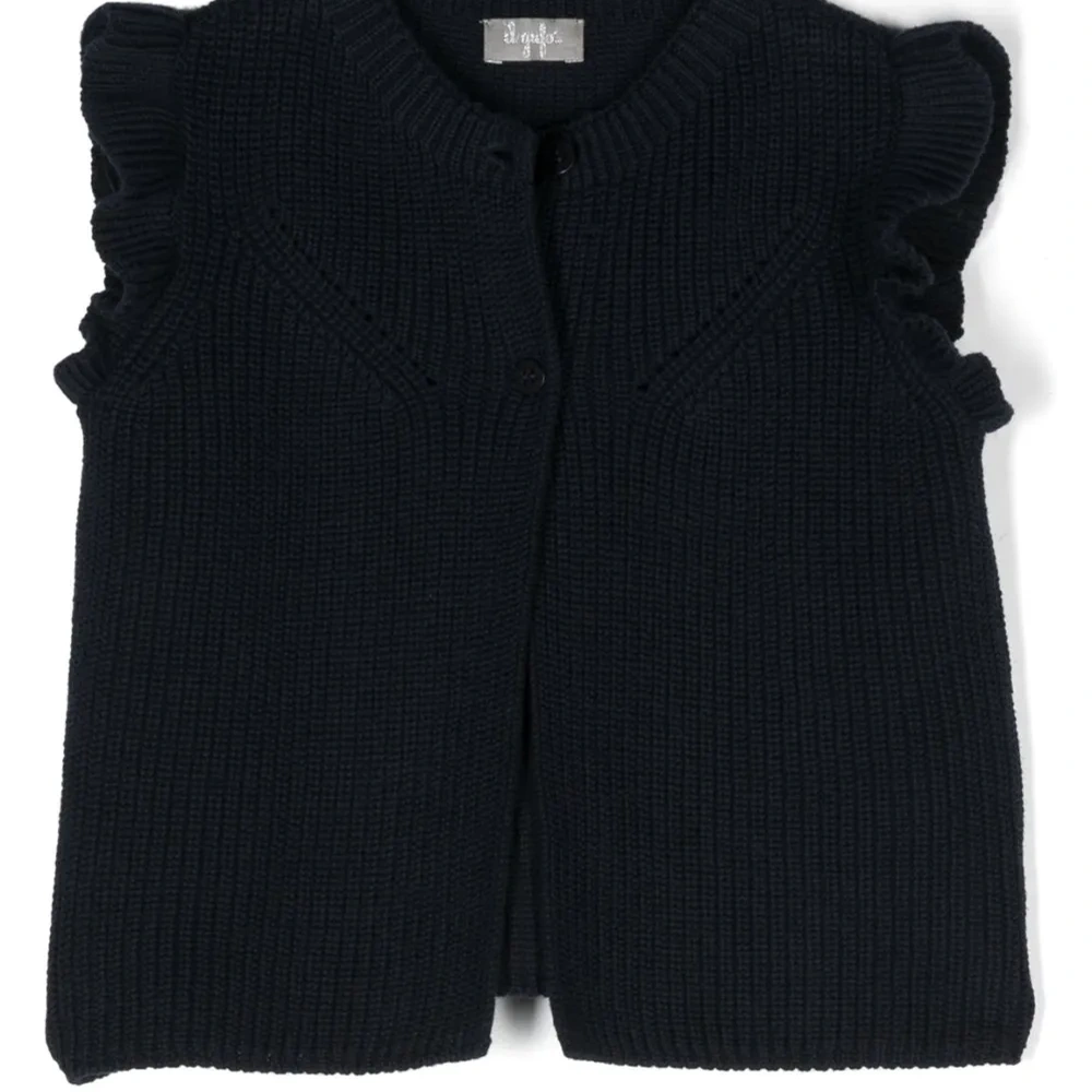 Кардиган без рукавов