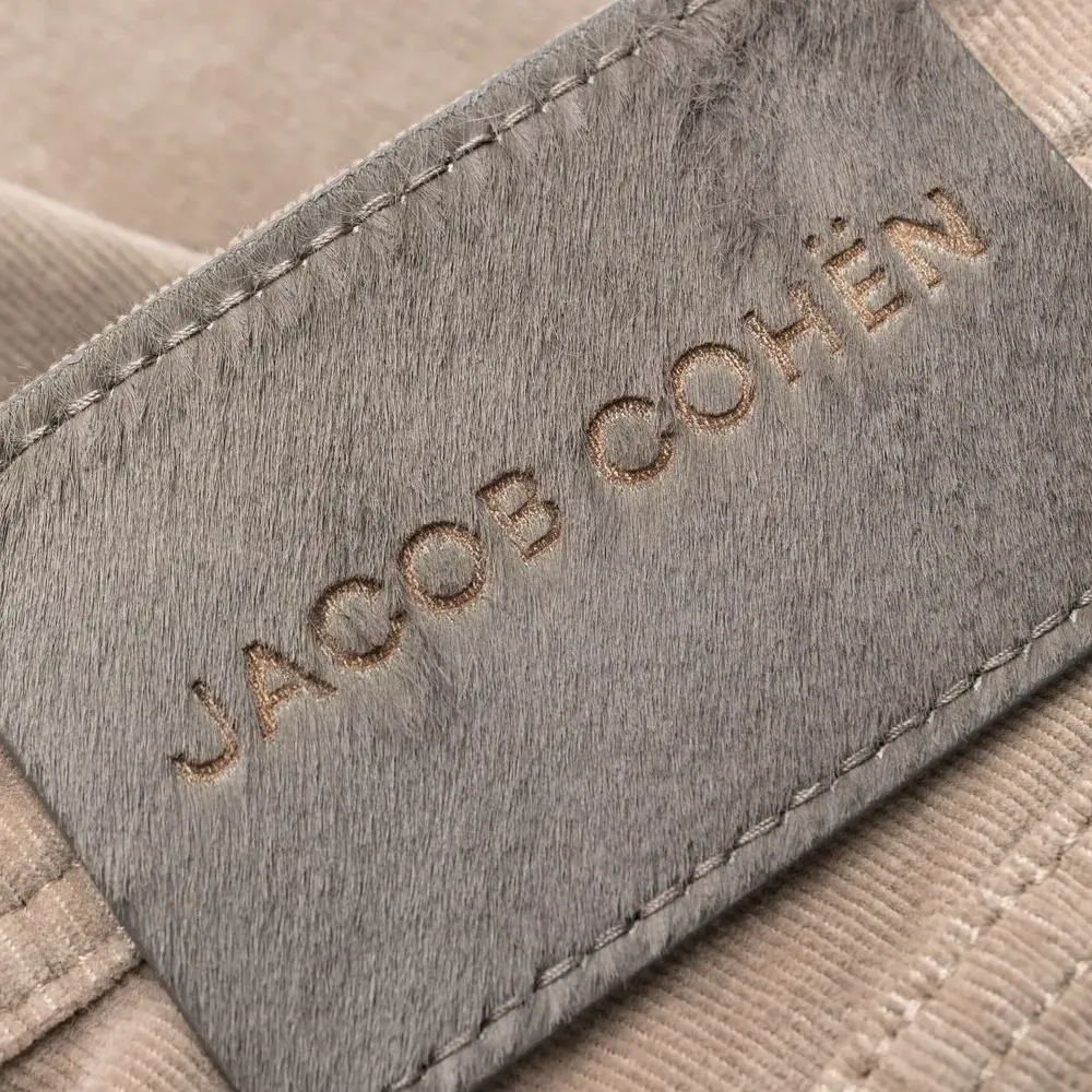 Узкие вельветовые брюки