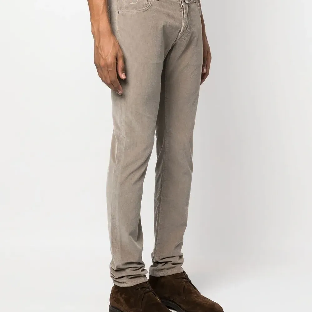 Узкие вельветовые брюки